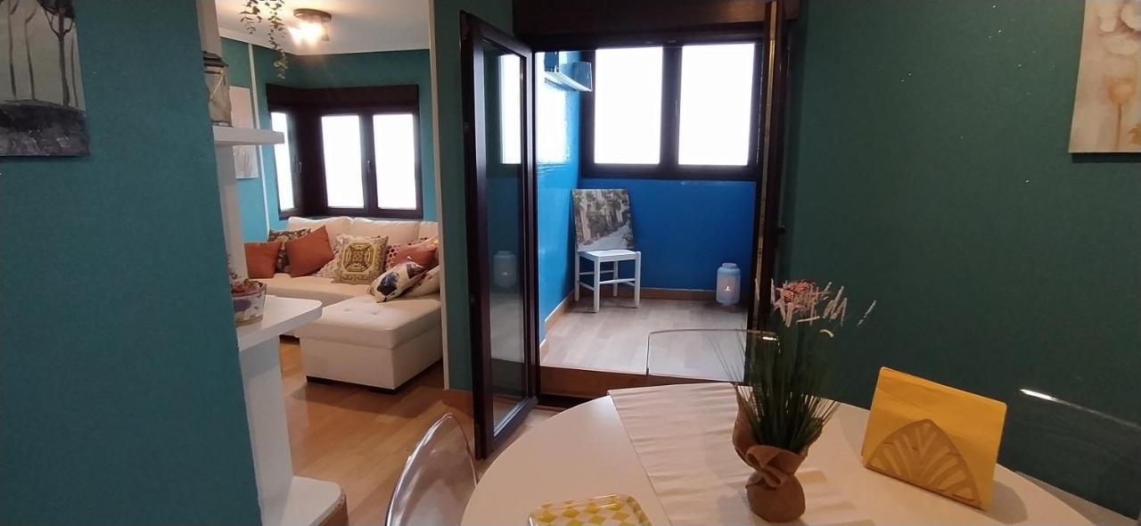 Alojamiento En Playa Del Arbeyal Gijón Kültér fotó