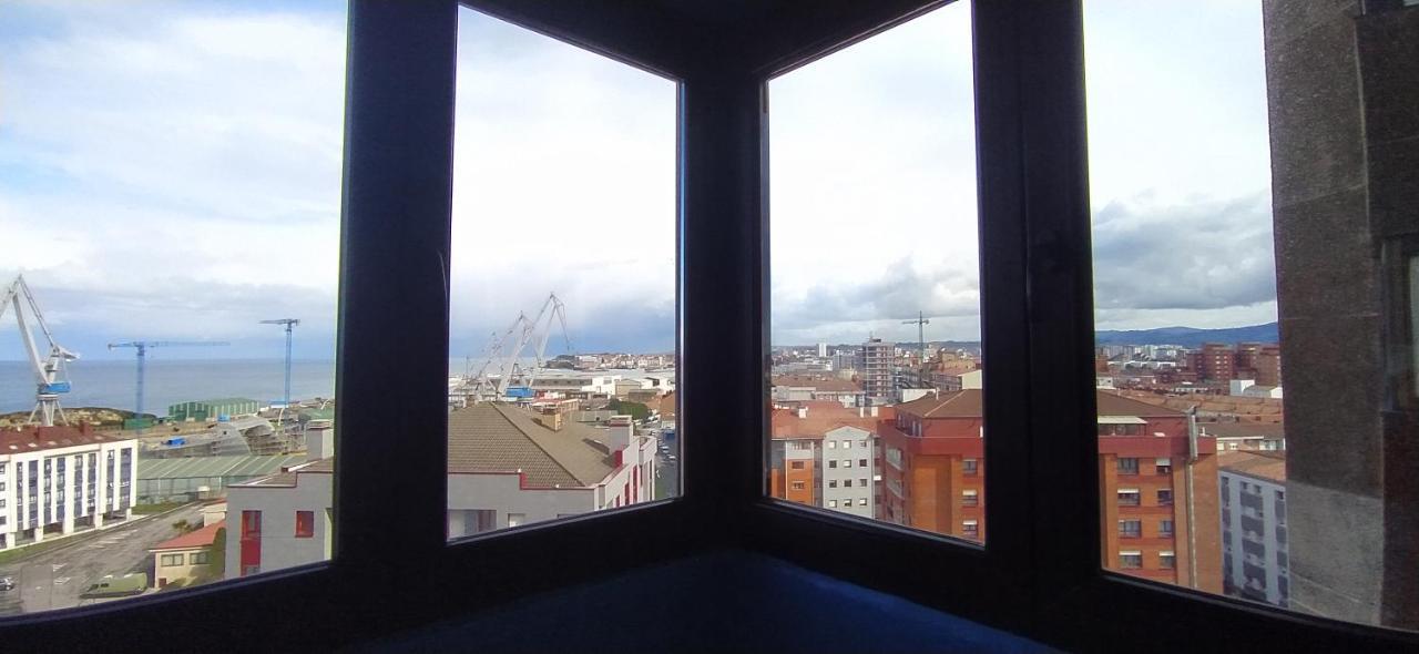 Alojamiento En Playa Del Arbeyal Gijón Kültér fotó
